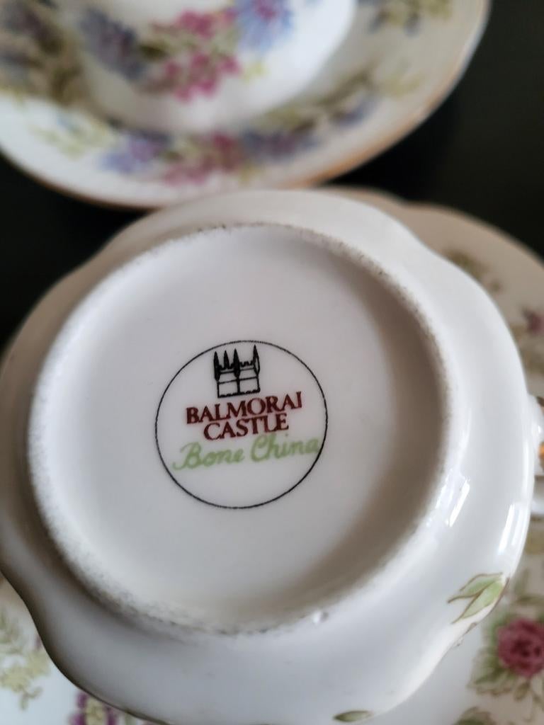 Te koop kop en schotels verschillende merken, Ophalen, Zo goed als nieuw, Porselein, Kop en/of schotel