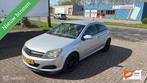 Opel Astra GTC 1.6 Executive, Auto's, Opel, Voorwielaandrijving, 15 km/l, 620 kg, 49 €/maand