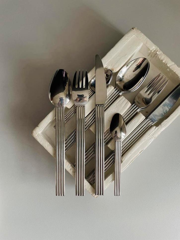 1991 IKEA STRATEG Complete Bestekset in Doos, Huis en Inrichting, Keuken | Bestek, Zo goed als nieuw, Bestekset, Rvs of Chroom