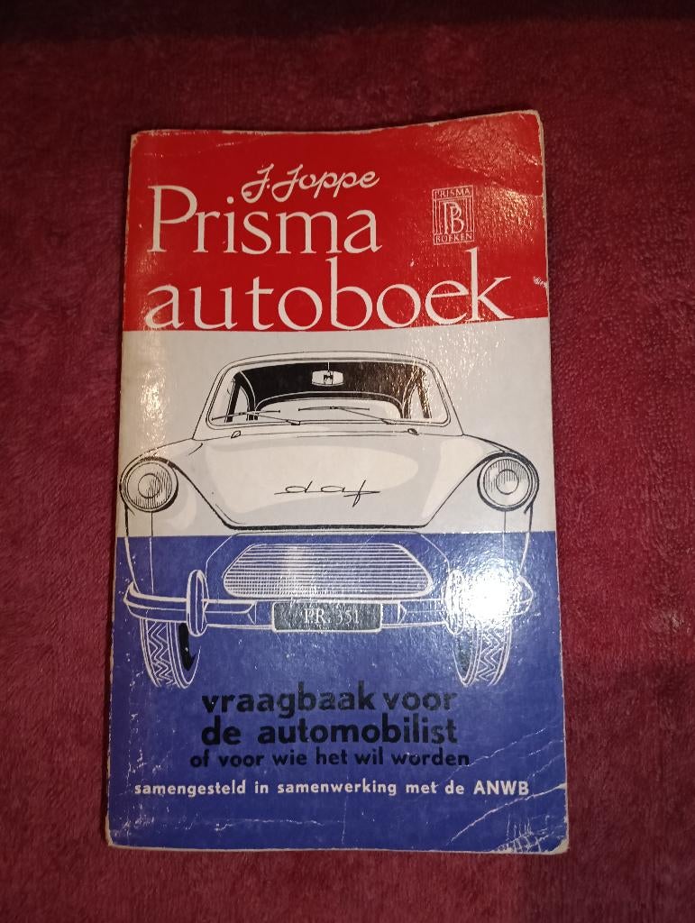 Oud boekje 'Vraagbaak voor de Automobilist ANWB', Ophalen