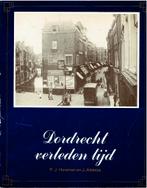 Dordrecht verleden tijd, Ophalen of Verzenden, Gelezen