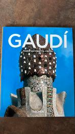 Boek over Gaudi, Ophalen of Verzenden, Gelezen, Architecten