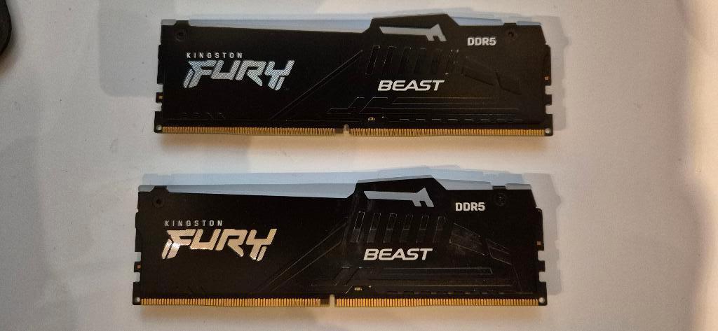Kingston Fury Beast DDR5, 32 GB, Ophalen of Verzenden, Zo goed als nieuw, Desktop