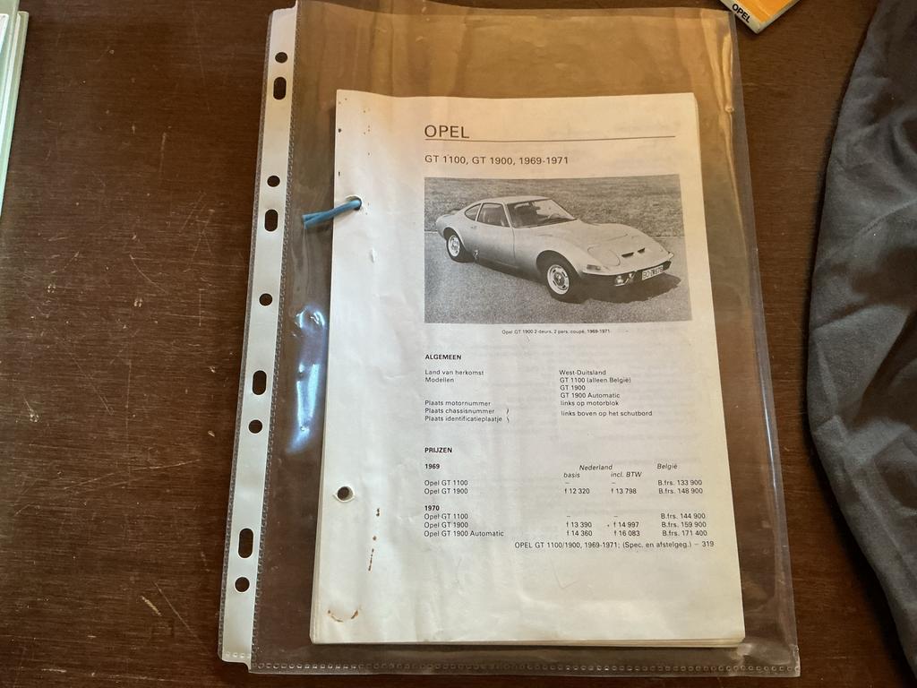 Opel GT 1100/1900 Technische Gegevens (1969-1971), Ophalen of Verzenden