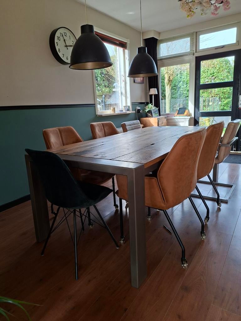 Robuuste eettafel van oude wagon delen - Industrieel design, Huis en Inrichting, Tafels | Eettafels, Gebruikt, 100 tot 150 cm