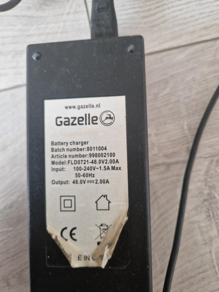 Gazelle E-bike Oplader 48V 2.0A (Model: FLD0721), Ophalen of Verzenden, Gebruikt