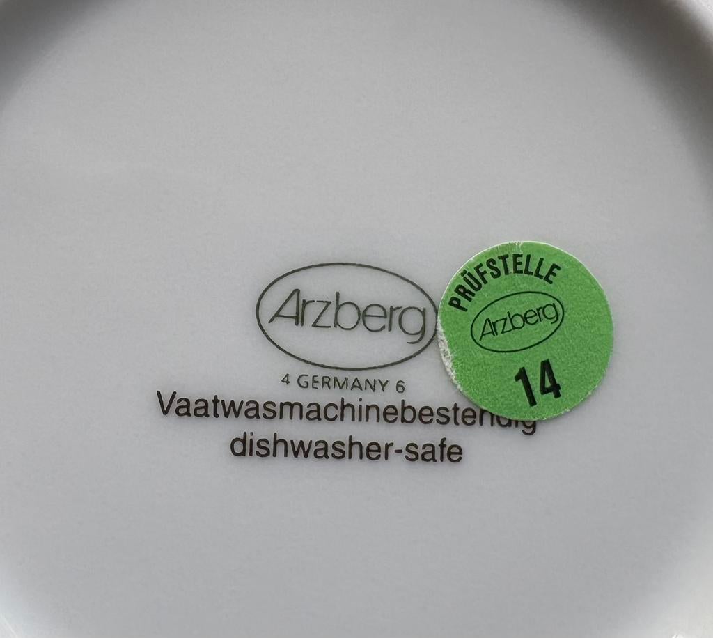 Servies te koop, Huis en Inrichting, Keuken | Servies, Zo goed als nieuw, Compleet servies, Overige stijlen, Porselein, Ophalen