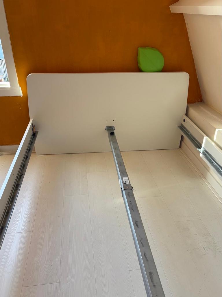 IKEA ASKVOLL 140x200 cm, Ophalen, Wit, Tweepersoons, 140 cm