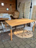 Grote eettafel met metalen details, Ophalen, Modern design, Gebruikt, .