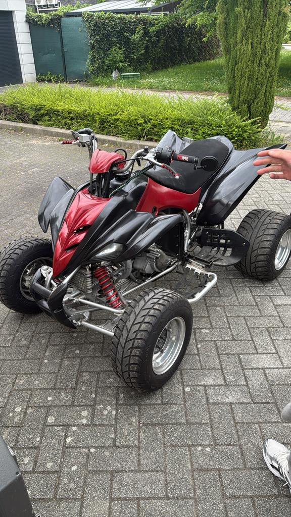 Quad 350 cc met kenteken, 1 cilinder, 12 t/m 35 kW