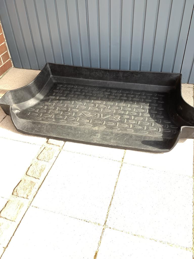Kofferbakmat voor Toyota RAV4 Model 2011 - Zwart rubber, Ophalen, Gebruikt