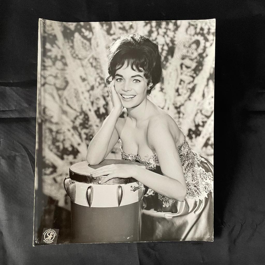 Originele vintage persfoto Renate Ewert – De Groene Spin, Gebruikt, Foto, Ophalen of Verzenden, 1940 tot 1960