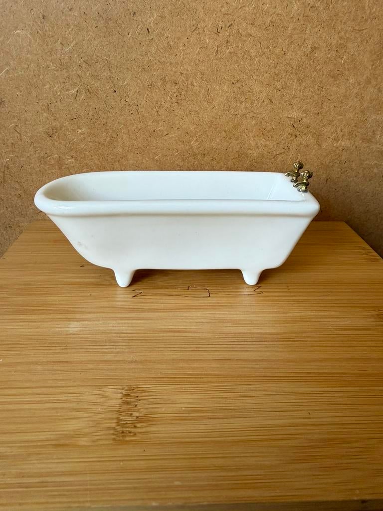 Bad - randhoogte 5.4cm - 14cm lang - porselein, Ophalen of Verzenden, Zo goed als nieuw, Poppenhuis