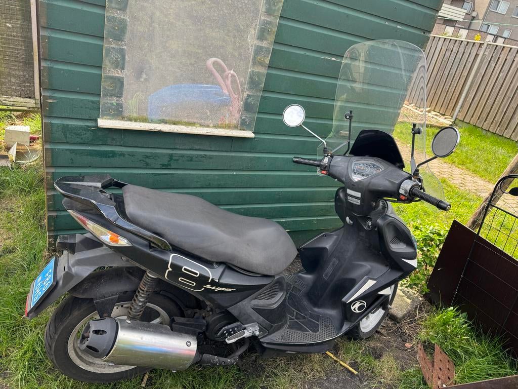 Kymco Super 8 Scooter - Zwart, Goede Staat, Ophalen, Gebruikt, Maximaal 45 km/u, Benzine