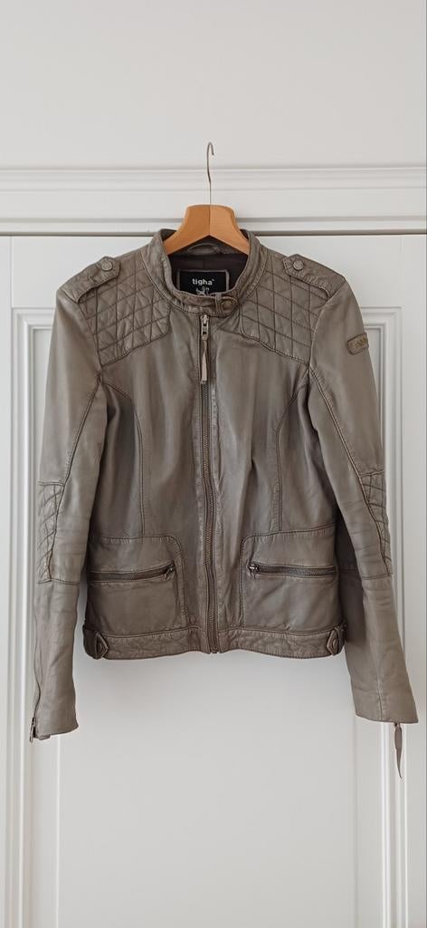 Tigha leren jasje grijs maat L (valt als M), Ophalen of Verzenden, Gedragen, Maat 38/40 (M), Grijs