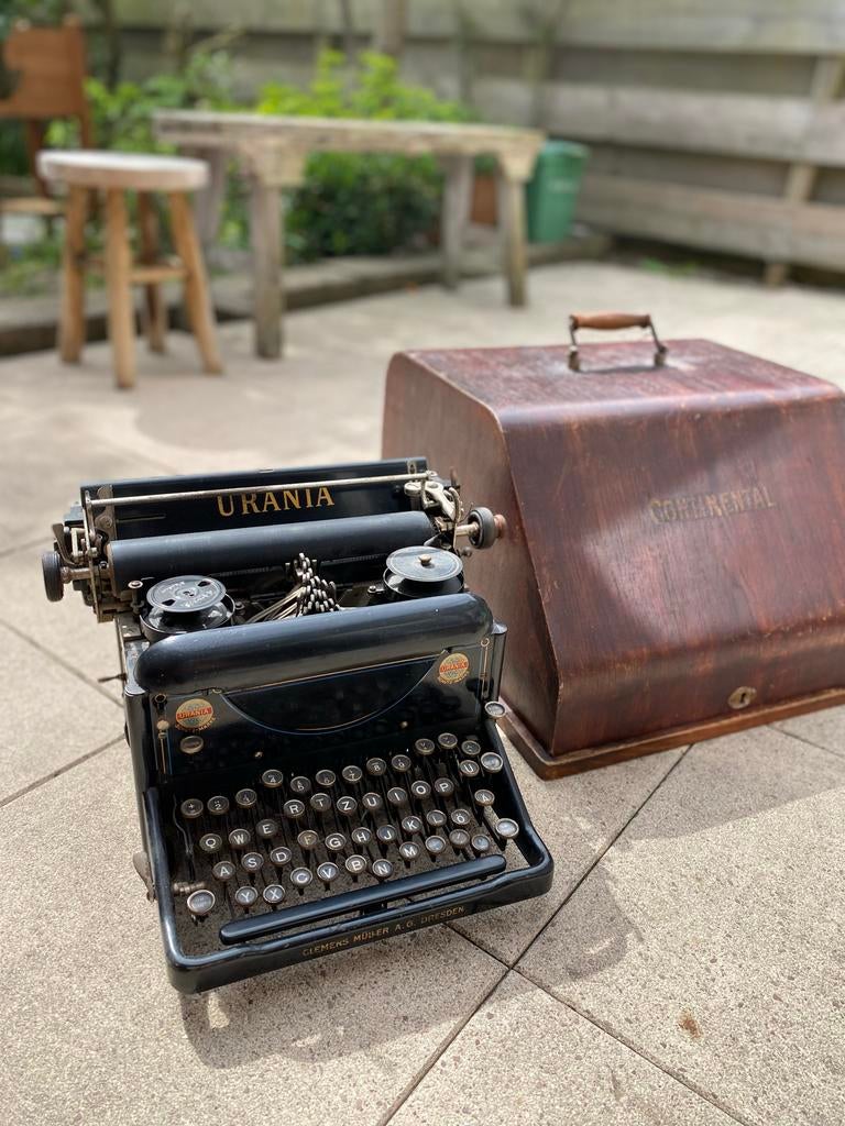 Vintage Urania Schutz-Marke Typemachine, Ophalen