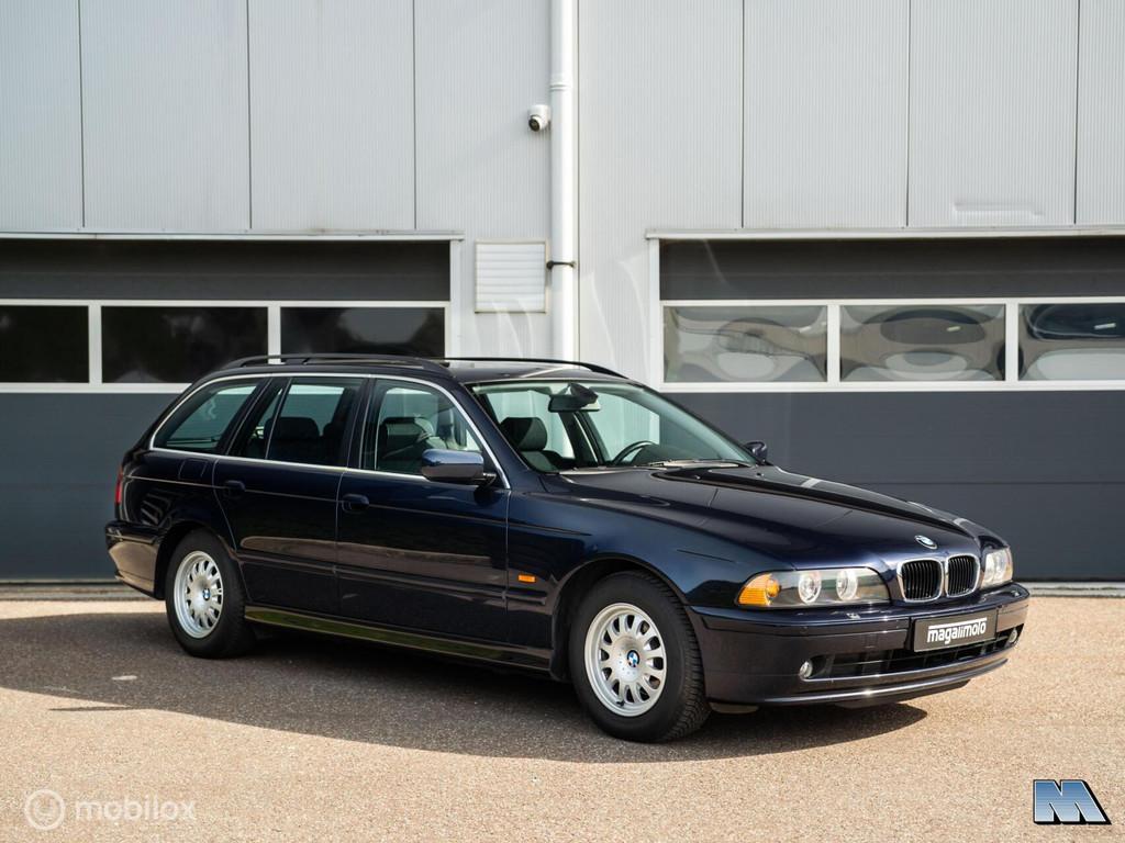 BMW 5-serie E39 Touring 520i l 74.000 km l Zeer mooi!, Gebruikt, Zwart, Blauw, 10 km/l