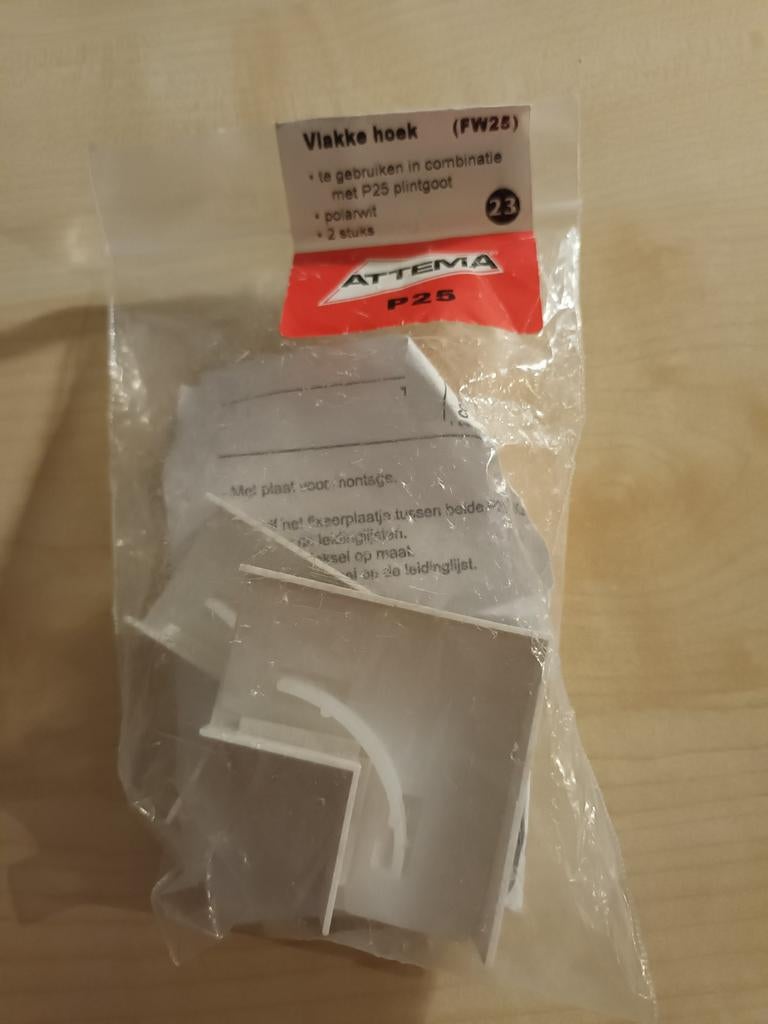 Attema Vlakke Hoek (FW25) voor P25 Plintgoot - 2 Stuks, Ophalen of Verzenden, Nieuw