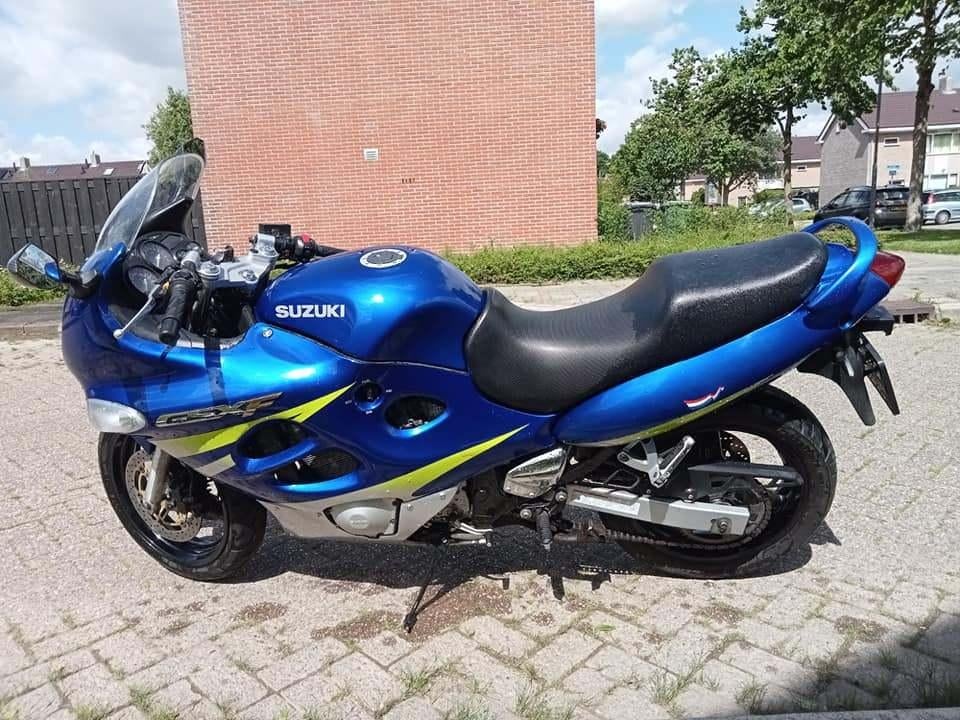 Suzuki GSX 600 F bouwjaar 2003 39000km rijd goed, Motoren, Ophalen, Gebruikt