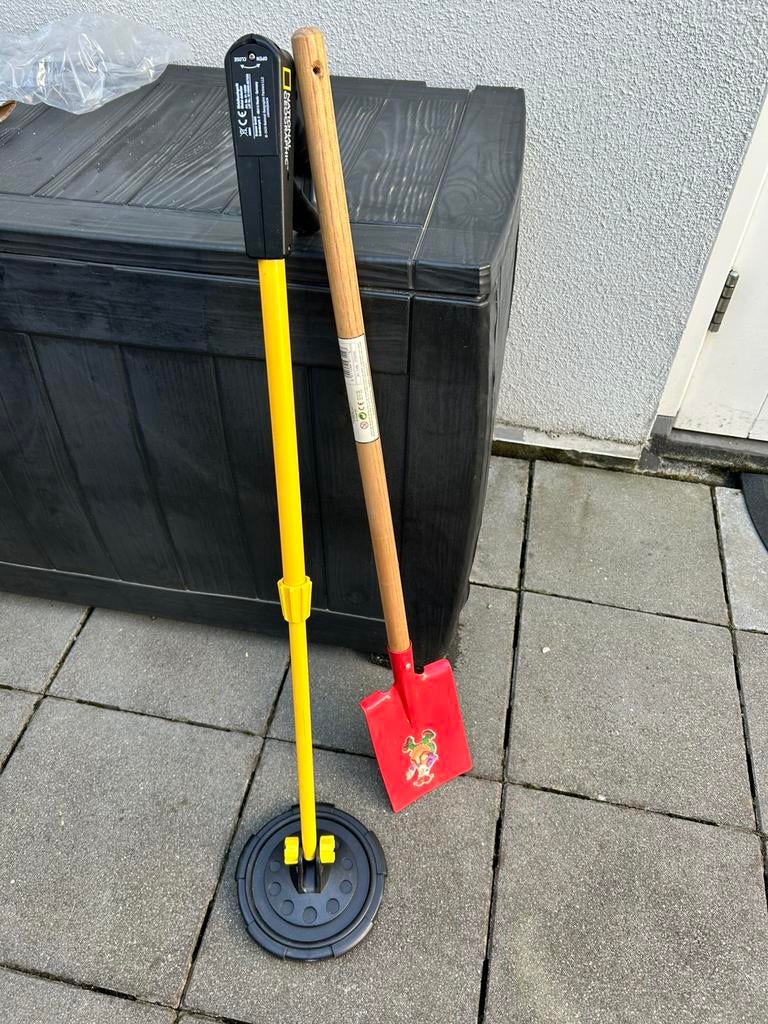 Kinder metaaldetector met schep, Hobby en Vrije tijd, Metaaldetectors, Ophalen, Gebruikt, 30 cm of minder, Overige merken