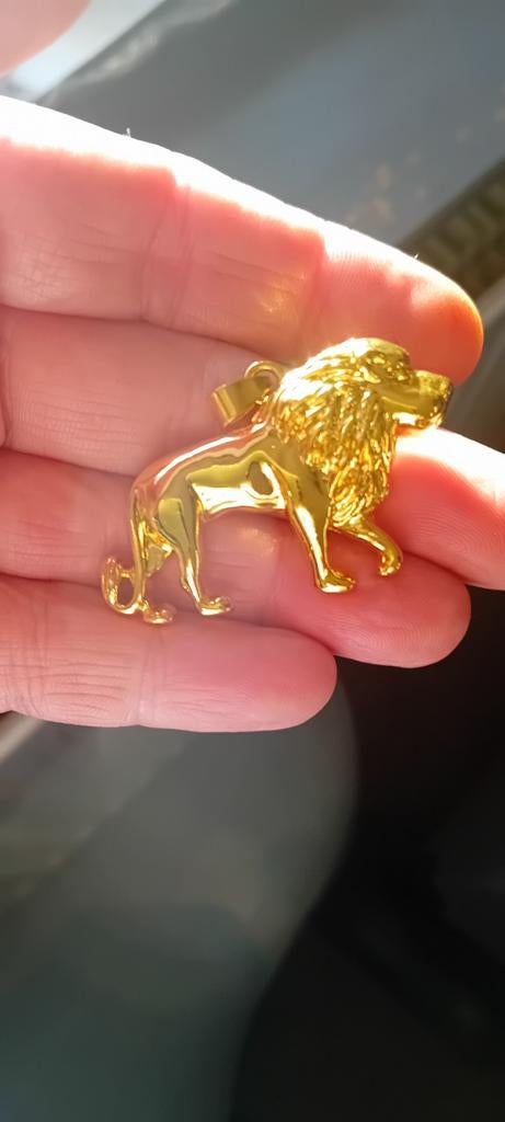 Gouden Leeuw Hanger - Prachtig gedetailleerd, Ophalen of Verzenden, Nieuw, Overige materialen, Dier