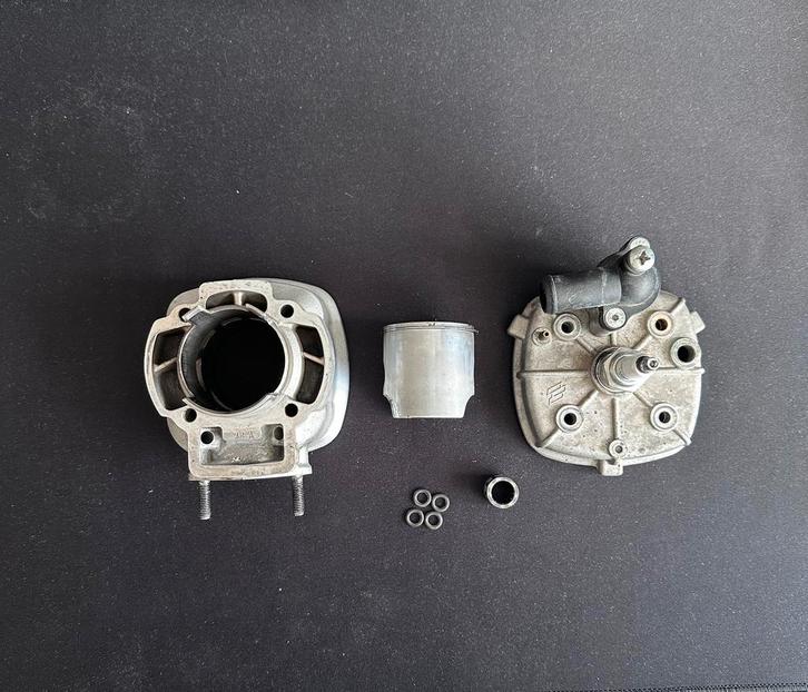 Polini evo 3 cillinder piaggio h2o, Fietsen en Brommers, Brommeronderdelen | Algemeen, Zo goed als nieuw, Ophalen