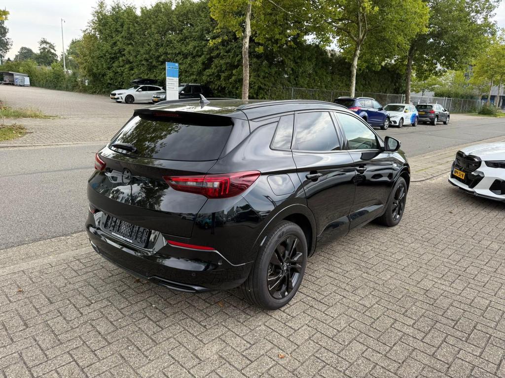 Opel Grandland 1.6 Turbo Plug-In Hybrid GS Line Dealer auto, Adaptive Cruise Control, 4 cilinders, Leder en Stof, Zwart