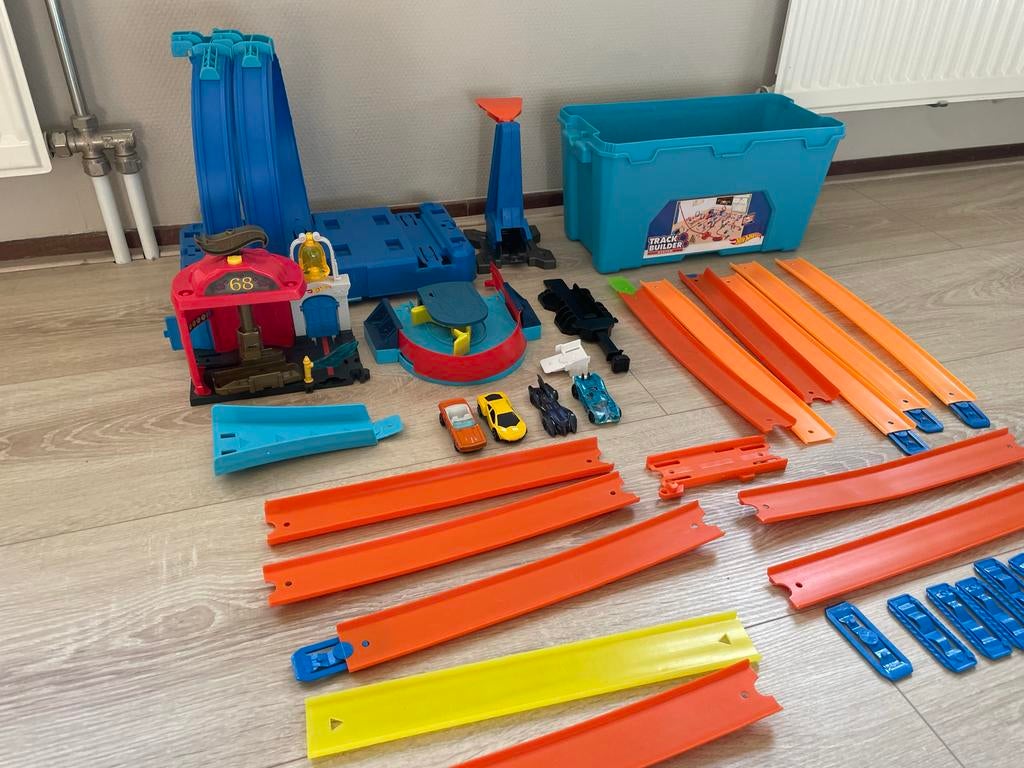 Grote set Hot Wheels Trackbuilder Racebaan, Kinderen en Baby's, Speelgoed | Racebanen, Ophalen of Verzenden, Hot Wheels, Racebaan