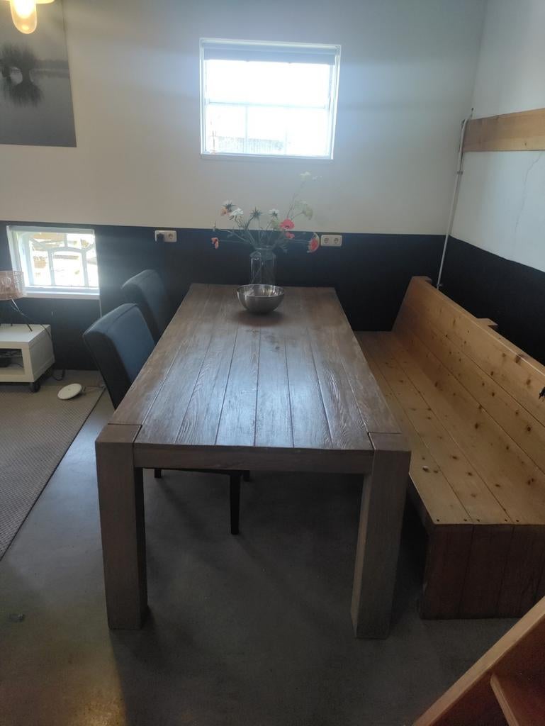 Robuuste eettafel met bank en stoelen, Ophalen, Gebruikt, 50 tot 100 cm, Vier personen