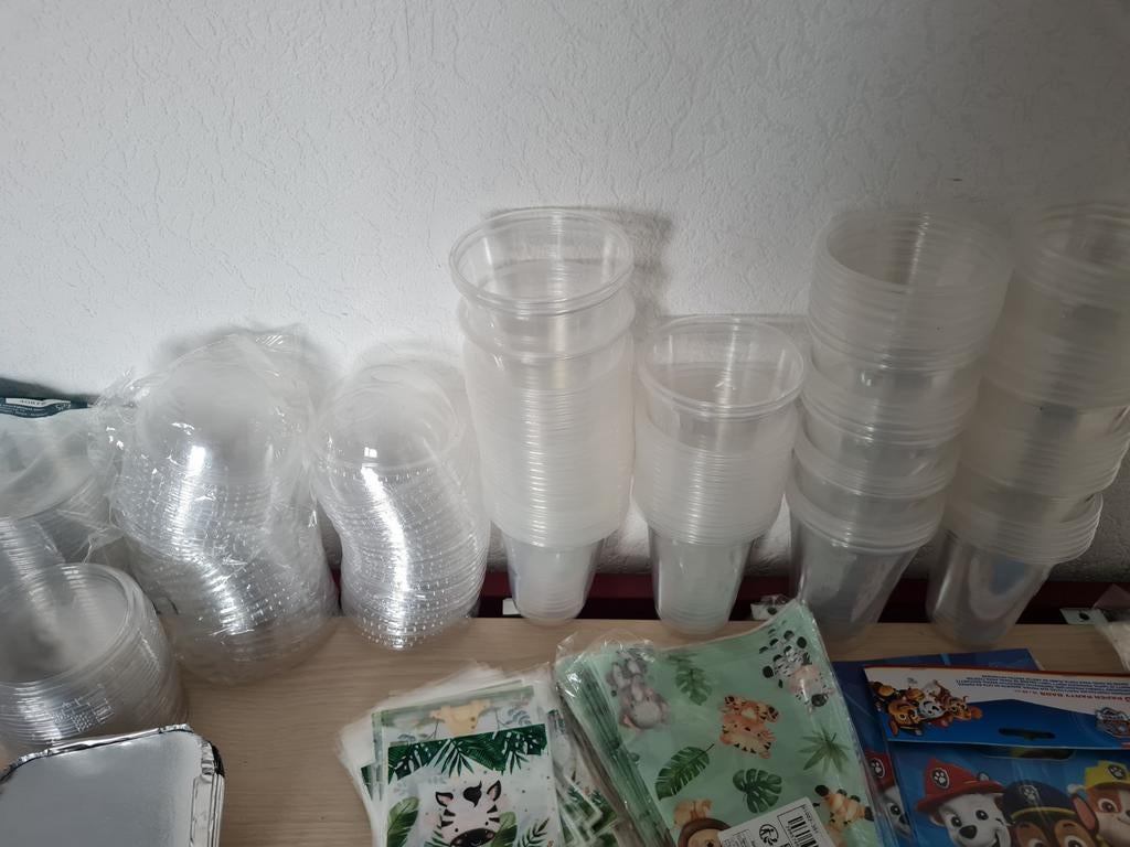 Groot pakket traktatie benodigdheden, Ophalen of Verzenden, Nieuw, Feestartikel, Verjaardag