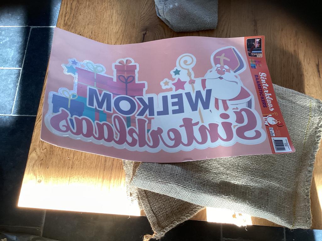 Sint stickers en 2 juite zaken, Ophalen of Verzenden, Jongen of Meisje