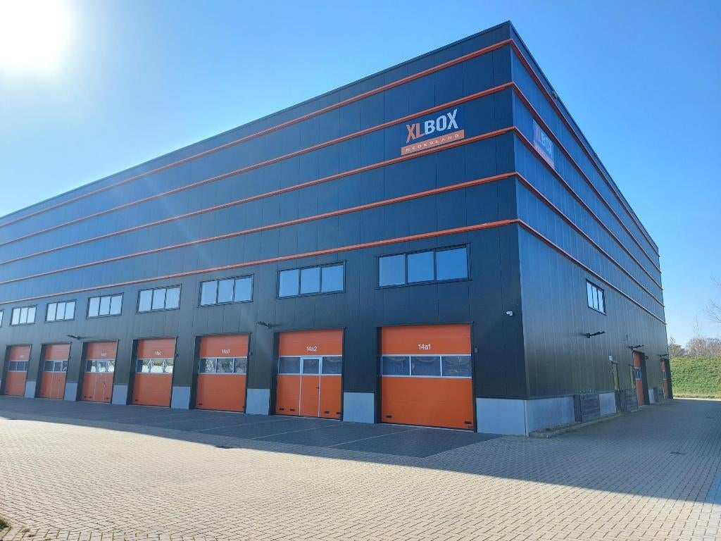 Garagebox/bedrijfsruimte/camperstalling XLBox Nijmegen 35 m2, Auto diversen, Autostallingen en Garages