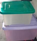 2 stuks plastic bakken met deksel, Ophalen, Gebruikt, Minder dan 50 cm, Minder dan 50 cm