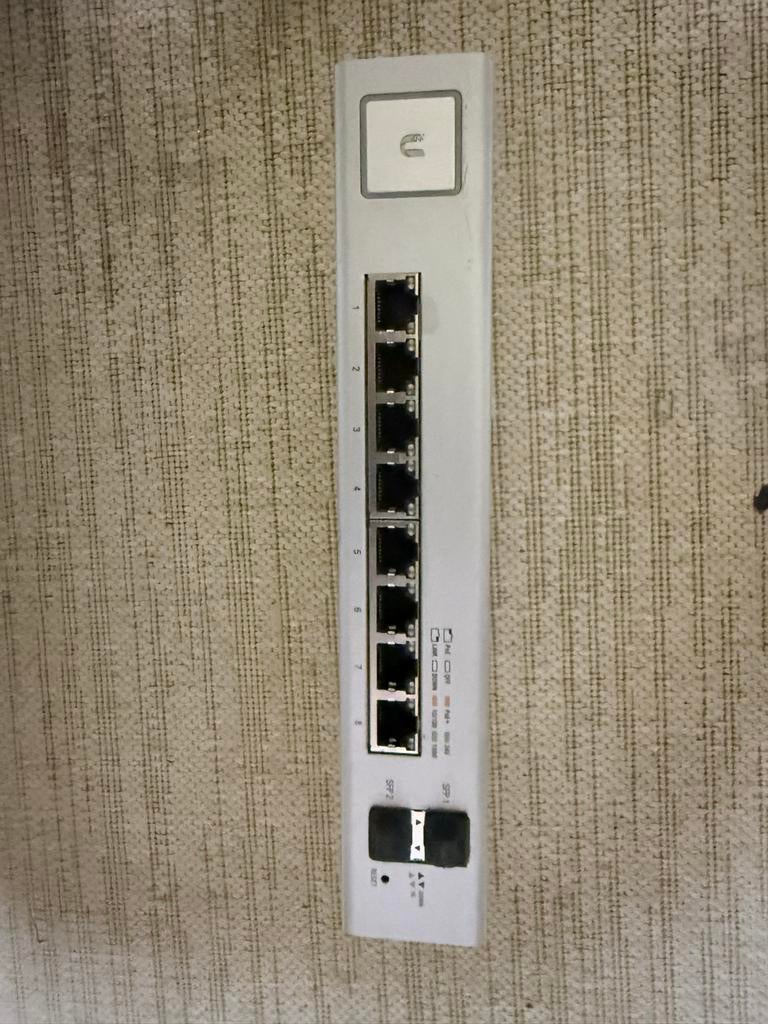 UniFi US8-150 Switch met 150W POE, Verzenden, Gebruikt