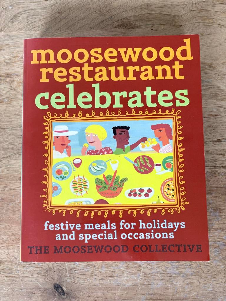 Moosewood Restaurant Celebrates Kookboek - Vegetarisch, Boeken, Ophalen of Verzenden, Gelezen, Vegetarisch