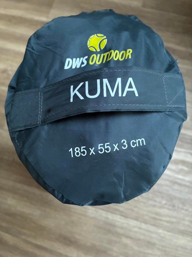 Slaapmat. DWS  OUTDOOR. KUMA., Caravans en Kamperen, Ophalen of Verzenden, Zo goed als nieuw, 1-persoons