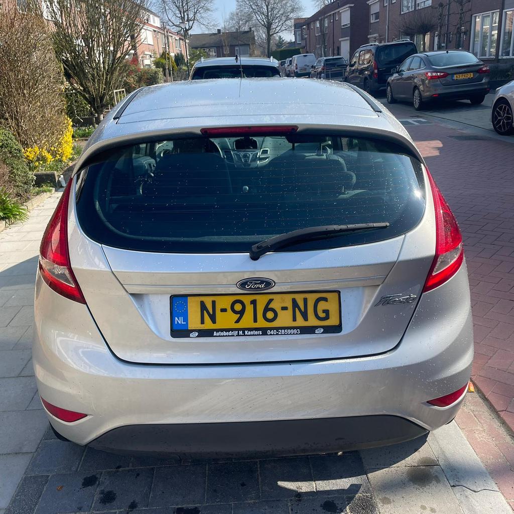 Ford Fiësta 1.25 44KW 3DR 2009 Grijs, Voorwielaandrijving, Stof, 4 cilinders, Handgeschakeld