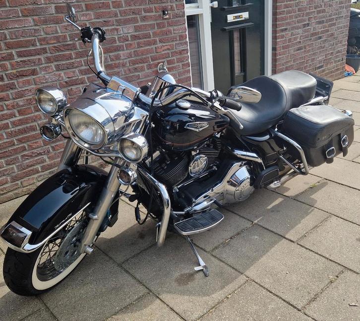 Harley Davidson Road King zwart Classic FLHRCI, Motoren, Motoren | Harley-Davidson, Particulier, Chopper, meer dan 35 kW, 2 cilinders