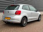 Volkswagen Polo 1.4-16V Trendline APK Sportvelgen, Auto's, Voorwielaandrijving, Zwart, 4 cilinders, Bedrijf