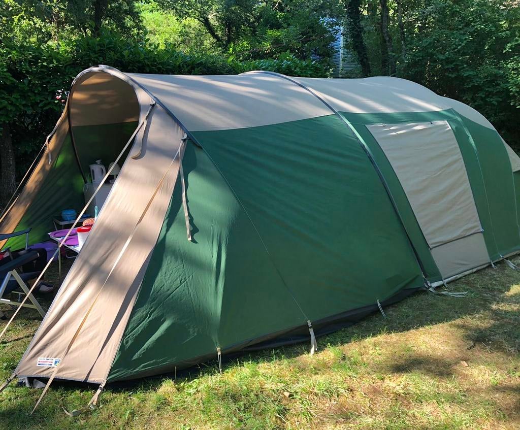 Falco Havik 400 tunneltent, Caravans en Kamperen, Ophalen, Gebruikt, Tot en met 6