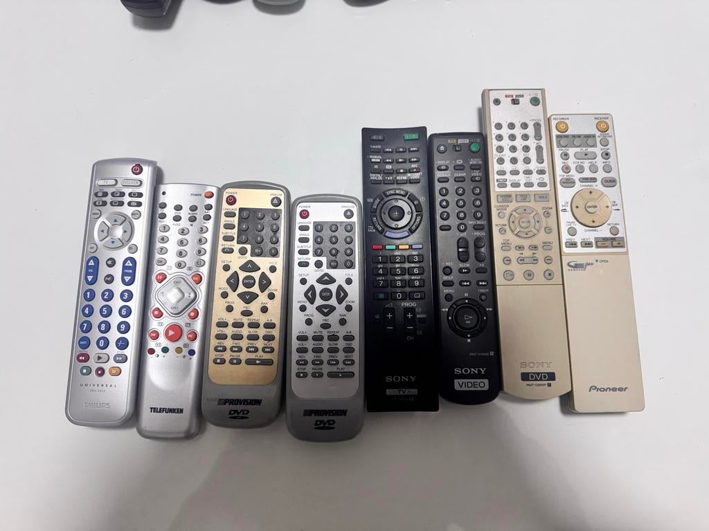 Diverse afstandsbedieningen voor TV, DVD en Video, Ophalen of Verzenden, Gebruikt, Universeel, Dvd