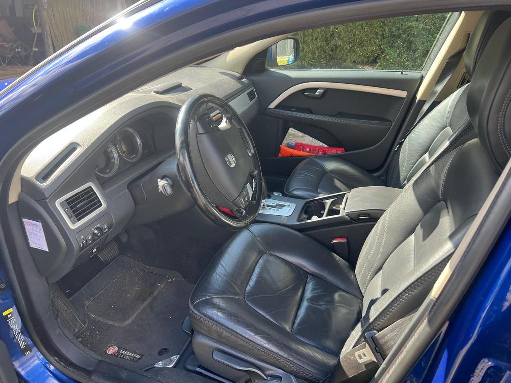 Volvo XC70 2.4 D5 AWD 205pk Ocean Race Edition Polestar, Auto's, Automaat, 1716 kg, 197 €/maand, Blauw