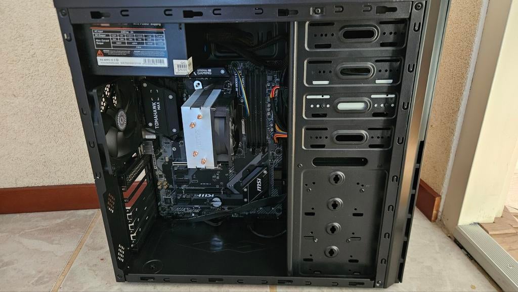 MSI B450 Tomahawk MAX Set – Moederbord +  Behuizing + PSU, Computers en Software, Moederborden, No. 69, Lide St., Zhonghe Dist., New Taipei City 235, Taiwan