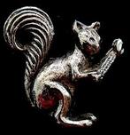 Eekhoorn speld- zilverkleur, Verzamelen, Verzenden, Nieuw, Dier of Natuur, Speldje of Pin