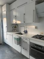 Ikea keuken met goed werkende apparatuur, Ophalen, Wit, Hoekkeuken, Zo goed als nieuw