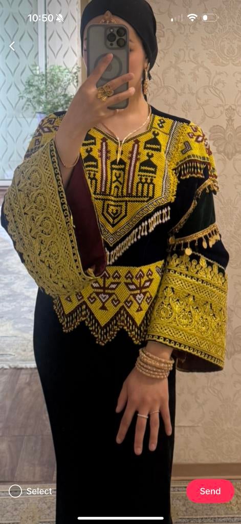 Afghaanse jurk met kralen en borduursels, Ophalen of Verzenden, Zo goed als nieuw