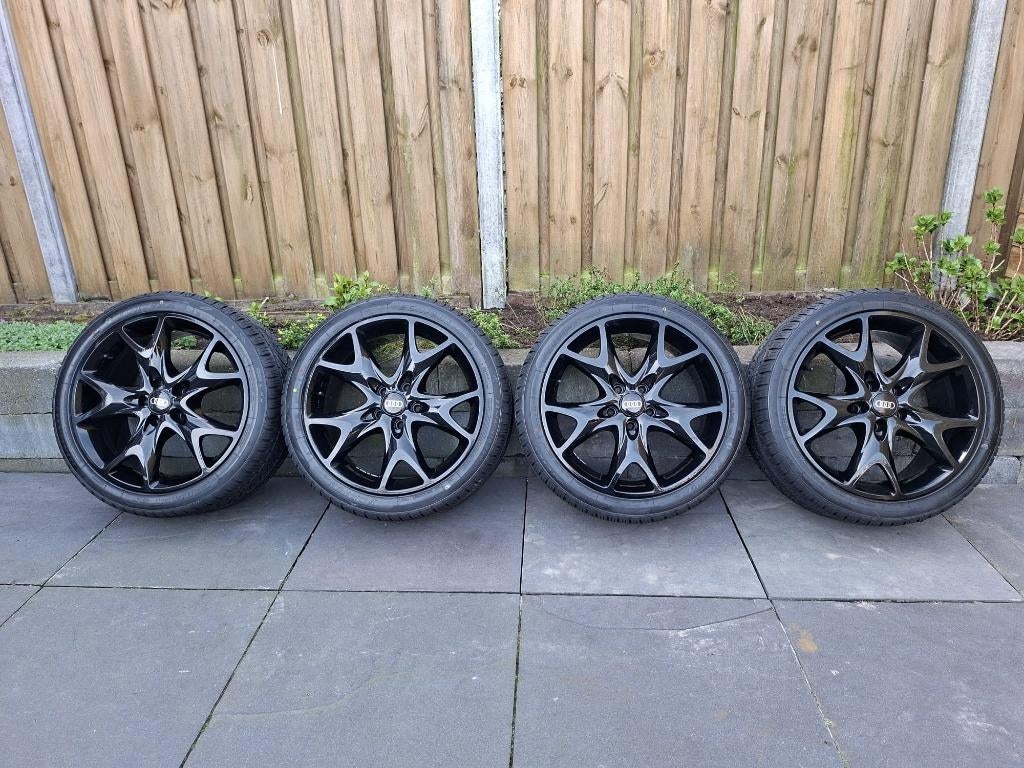 5x112 NIEUWE All Season Audi velgen 18 inch 235 40 18, Auto-onderdelen, Ophalen, 18 inch, Gebruikt, Banden en Velgen