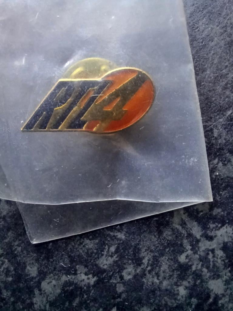 Pin van RTL4 (nieuw), Ophalen, Nieuw, Overige onderwerpen, Speldje of Pin