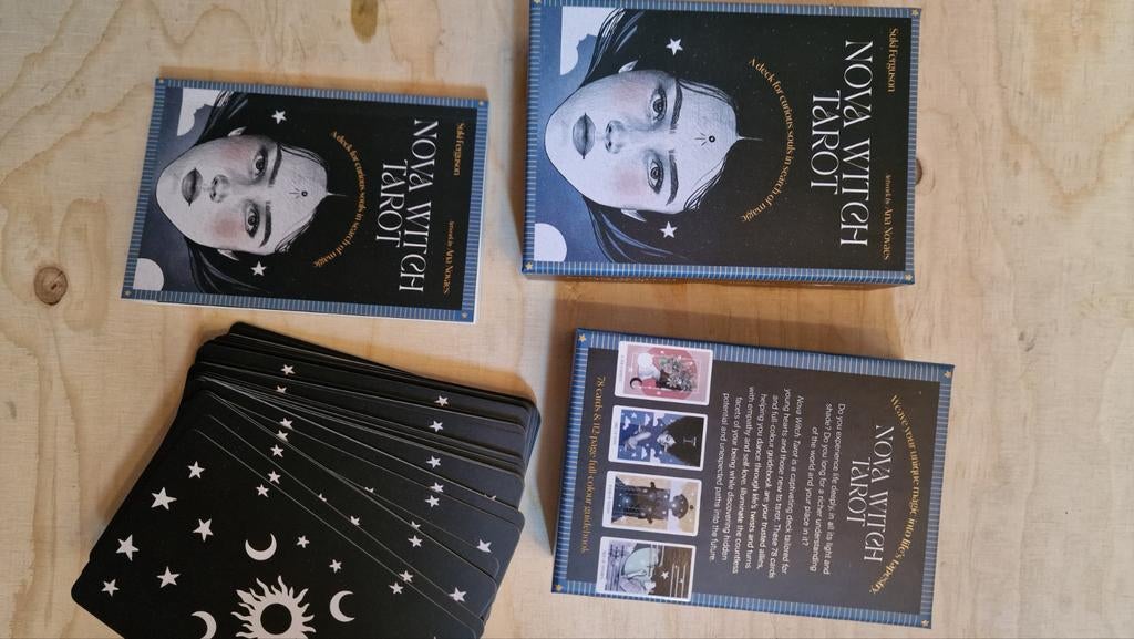 Nova witch tarot, Boeken, Ophalen of Verzenden, Nieuw, Tarot of Kaarten leggen, Overige typen