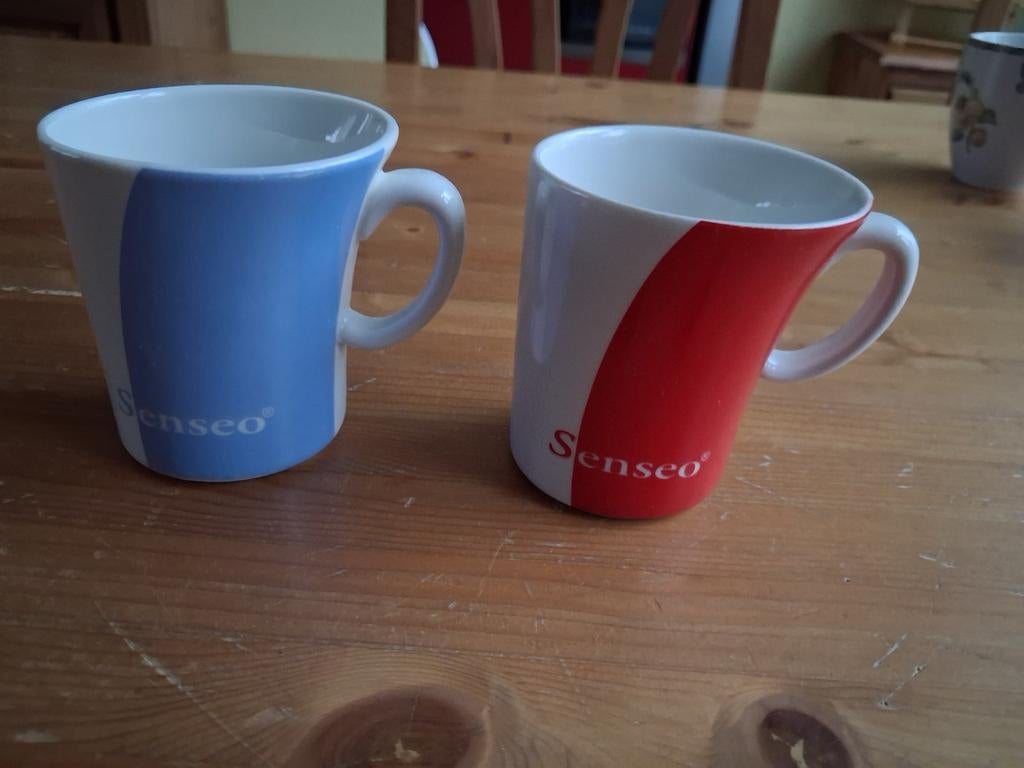 2 senseo mokken van Douwe Egberts, Ophalen of Verzenden, Gebruikt, Overige stijlen, Kop(pen) en/of Schotel(s)